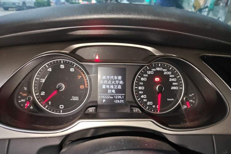 Used Audi A4L 2013 35 TFSI Automatic Standard Model Instrument Cluster