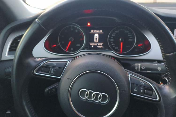 Used Audi A4L 2013 35 TFSI Automatic Standard Model Instrument Cluster