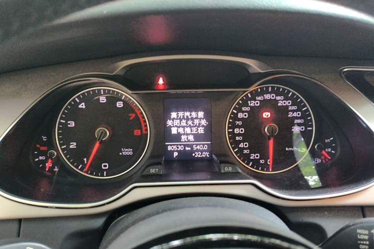Used Audi A4L 2013 35 TFSI Automatic Standard Model Instrument Cluster
