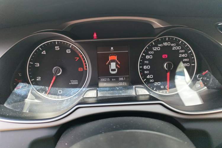 Used Audi A4L 2013 35 TFSI Automatic Technology Edition Instrument Cluster
