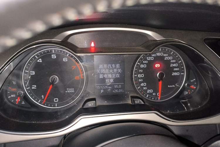 Used Audi A4L 2013 35 TFSI Automatic Standard Model Instrument Cluster