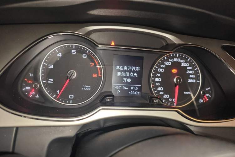 Used Audi A4L 2013 35 TFSI Automatic Comfort Model Instrument Cluster