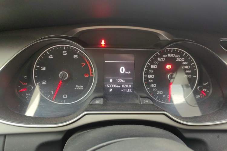 Used Audi A4L 2013 35 TFSI Automatic Standard Model Instrument Cluster