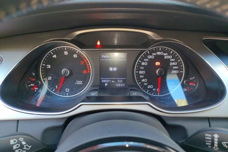 Used Audi A4L 2013 35 TFSI Automatic Standard Model Instrument Cluster