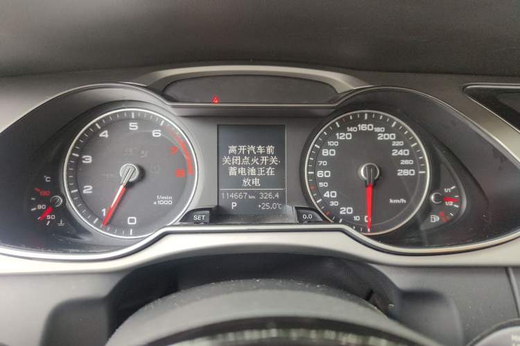 Used Audi A4L 2013 35 TFSI Automatic Comfort Model Instrument Cluster