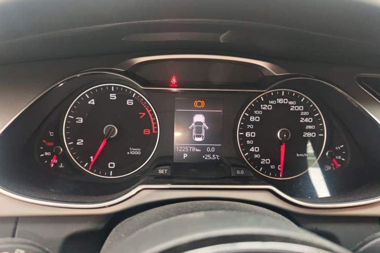 Used Audi A4L 2013 35 TFSI Automatic Standard Model Instrument Cluster