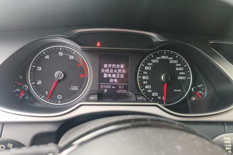 Used Audi A4L 2013 35 TFSI Automatic Comfort Model Instrument Cluster