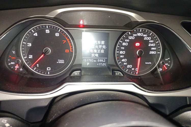 Used Audi A4L 2013 35 TFSI Automatic Comfort Model Instrument Cluster