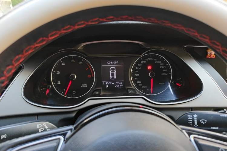 Used Audi A4L 2013 35 TFSI Automatic Standard Model Instrument Cluster