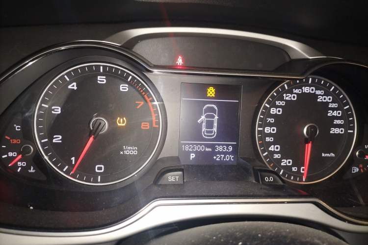 Used Audi A4L 2013 35 TFSI Automatic Standard Model Instrument Cluster