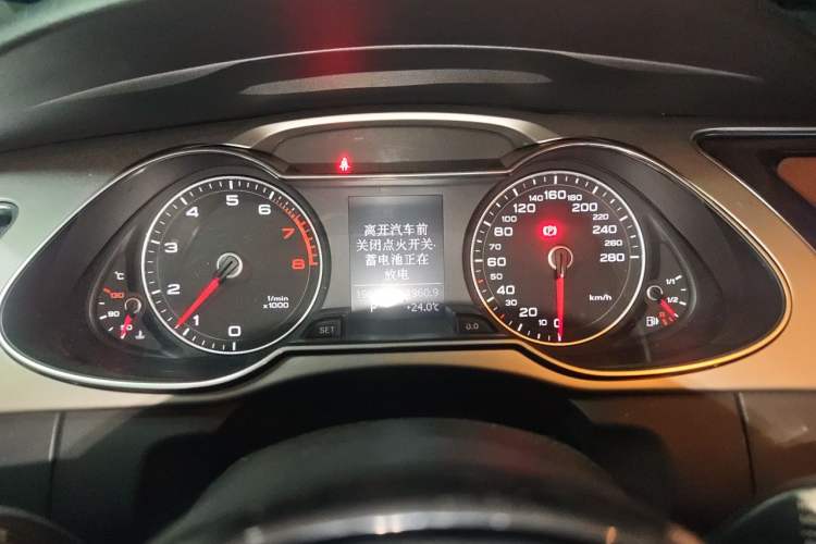 Used Audi A4L 2013 35 TFSI Automatic Standard Model Instrument Cluster
