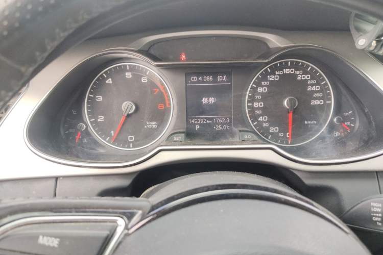 Used Audi A4L 2013 35 TFSI Automatic Standard Model Instrument Cluster