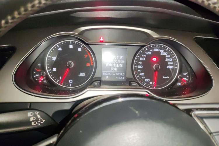 Used Audi A4L 2013 35 TFSI Automatic Standard Model Instrument Cluster