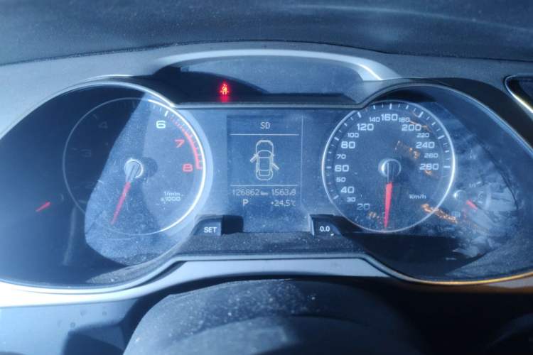 Used Audi A4L 2013 40 TFSI quattro Individual Sport Edition Instrument Cluster