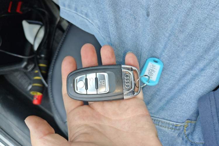 Used Audi A4L 2013 35 TFSI Automatic Standard Model Interior 1