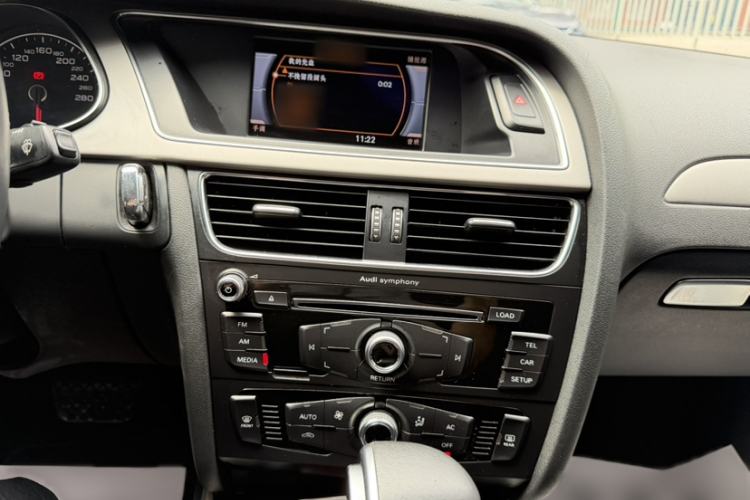Used Audi A4L 2013 30 TFSI Automatic Comfort Model Interior 5