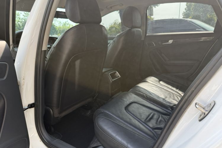 Used Audi A4L 2013 35 TFSI Automatic Comfort Model Interior 5