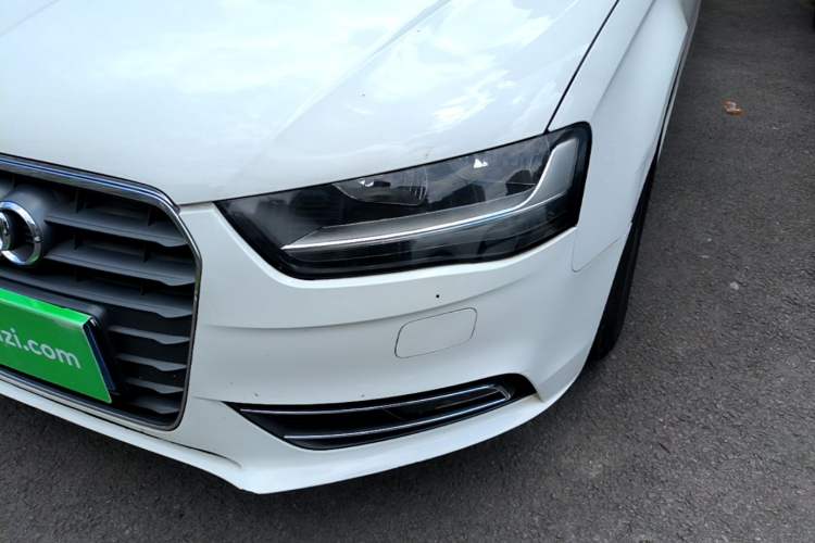 Used Audi A4L 2013 30 TFSI Automatic Comfort Model Left Front Headlight