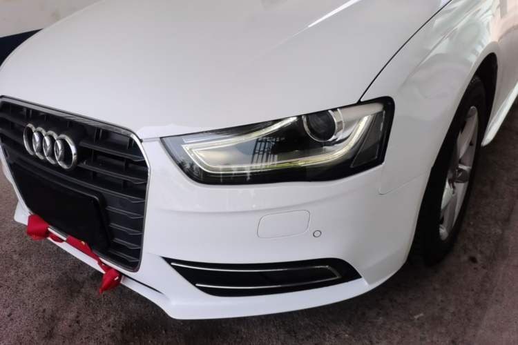Used Audi A4L 2013 35 TFSI Automatic Standard Model Left Front Headlight