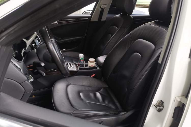 Used Audi A4L 2013 35 TFSI Automatic Standard Model Left Front Seat