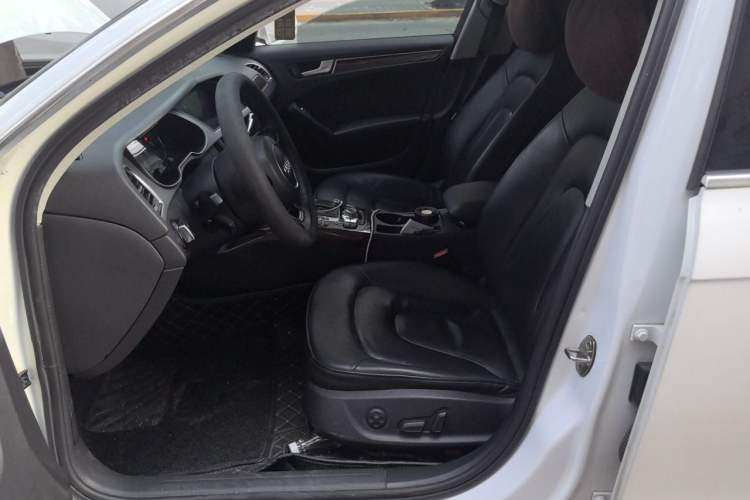 Used Audi A4L 2013 35 TFSI Automatic Technology Edition Left Front Seat
