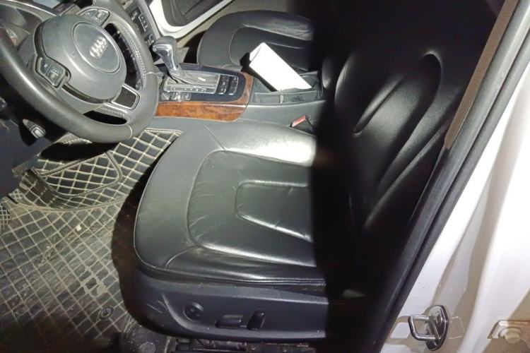 Used Audi A4L 2013 35 TFSI Automatic Standard Model Left Front Seat