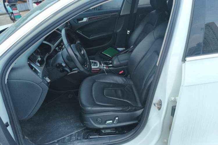 Used Audi A4L 2013 35 TFSI Automatic Comfort Model Left Front Seat