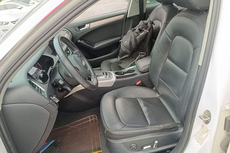 Used Audi A4L 2013 35 TFSI Automatic Standard Model Left Front Seat