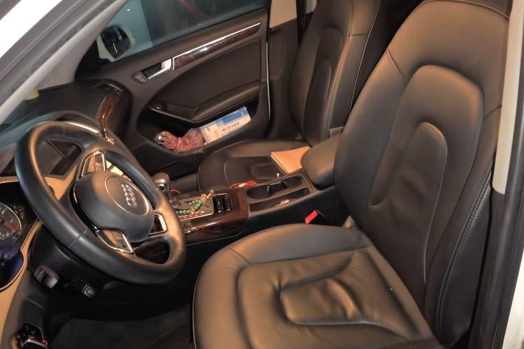 Used Audi A4L 2013 35 TFSI Automatic Comfort Model Left Front Seat