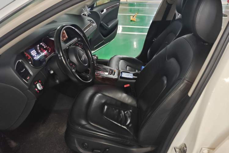 Used Audi A4L 2013 35 TFSI Automatic Comfort Model Left Front Seat