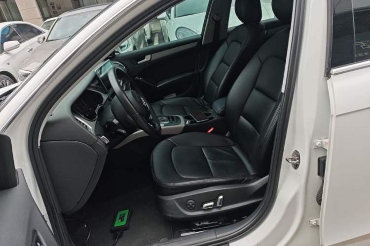Used Audi A4L 2013 35 TFSI Automatic Standard Model Left Front Seat