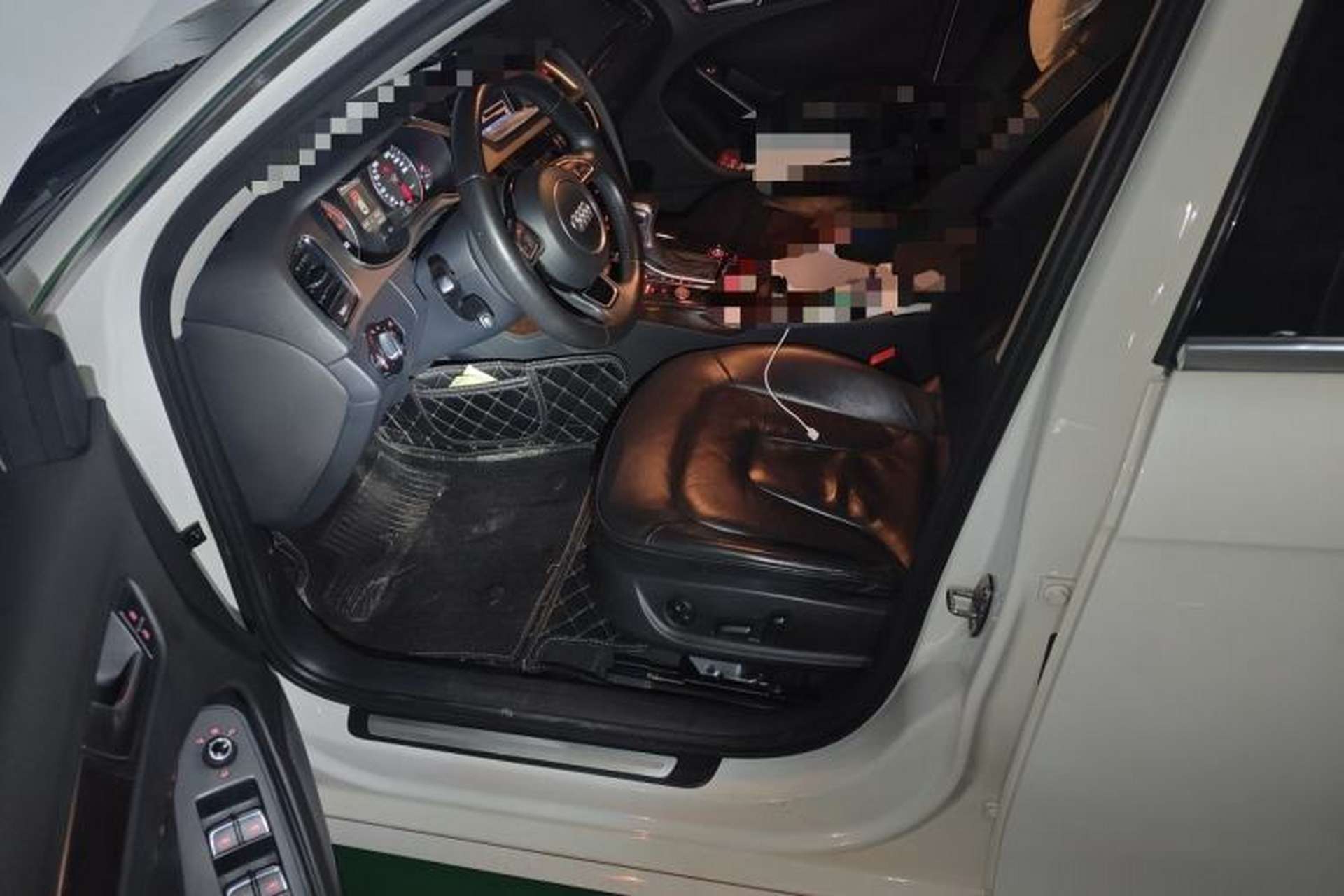 Used Audi A4L 2013 35 TFSI Automatic Technology Edition Left Front Seat