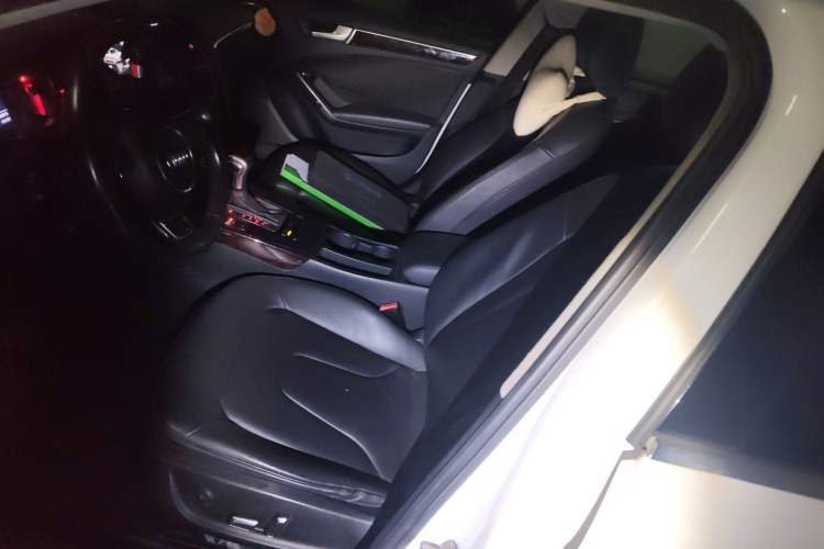 Used Audi A4L 2013 35 TFSI Automatic Standard Model Left Front Seat