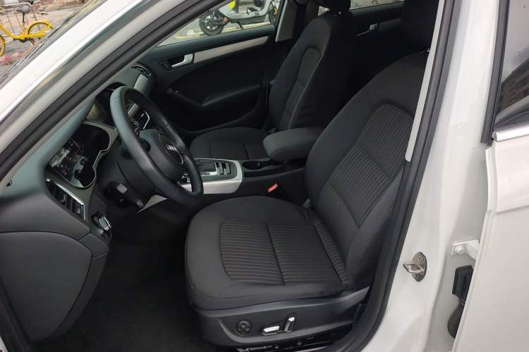 Used Audi A4L 2013 35 TFSI Automatic Standard Model Left Front Seat