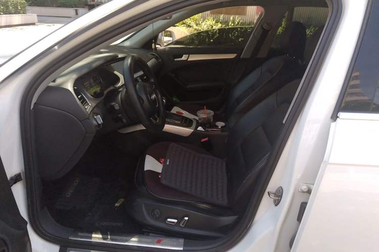Used Audi A4L 2013 35 TFSI Automatic Standard Model Left Front Seat