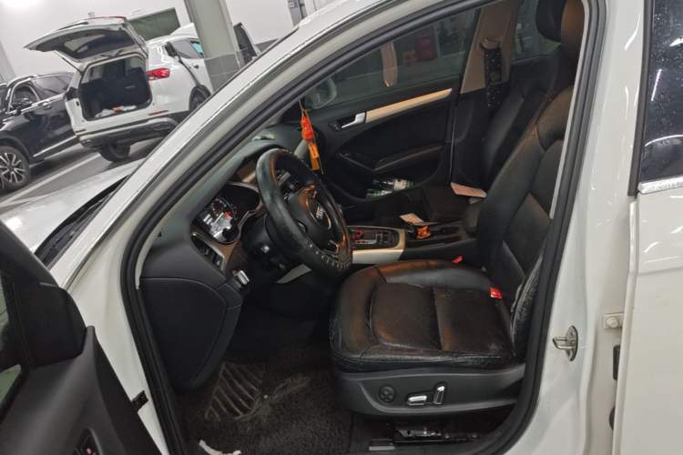 Used Audi A4L 2013 35 TFSI Automatic Standard Model Left Front Seat
