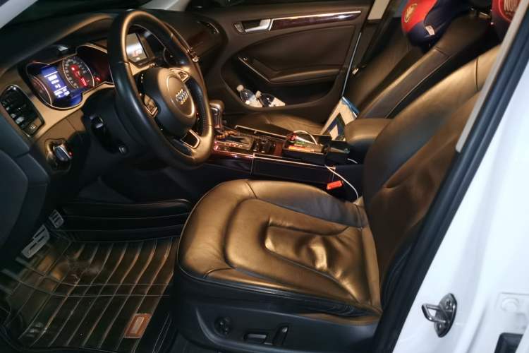 Used Audi A4L 2013 35 TFSI Automatic Comfort Model Left Front Seat