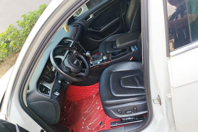 Used Audi A4L 2013 35 TFSI Automatic Technology Edition Left Front Seat