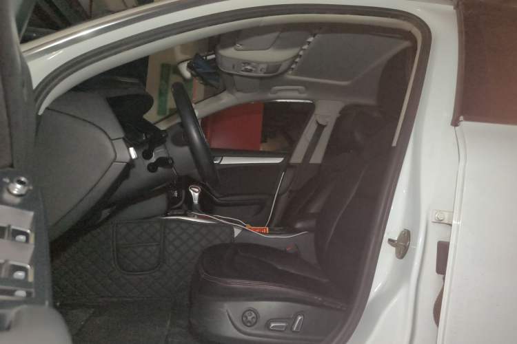 Used Audi A4L 2013 35 TFSI Automatic Standard Model Left Front Seat