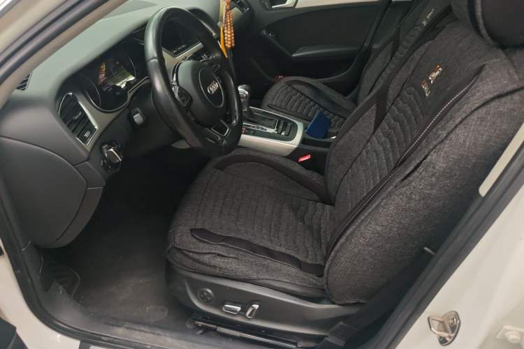 Used Audi A4L 2013 35 TFSI Automatic Standard Model Left Front Seat