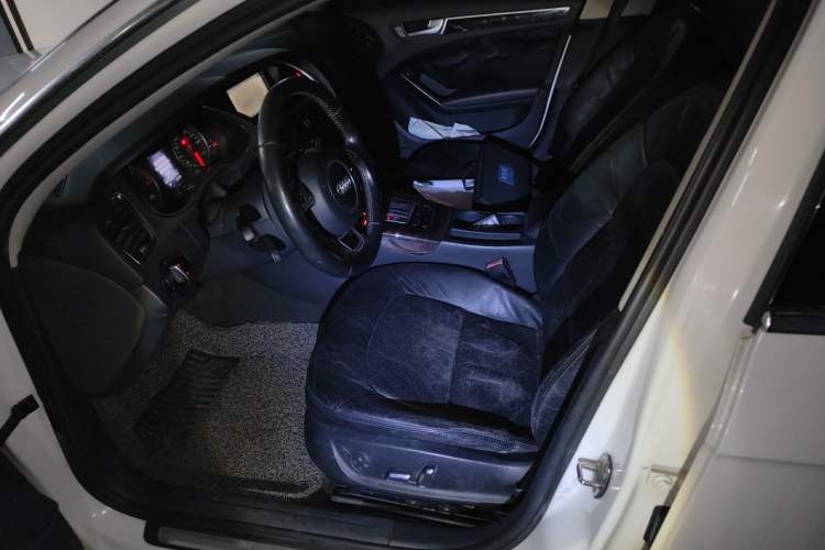 Used Audi A4L 2013 35 TFSI Automatic Standard Model Left Front Seat