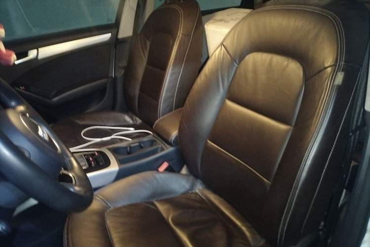 Used Audi A4L 2013 35 TFSI Automatic Standard Model Left Front Seat