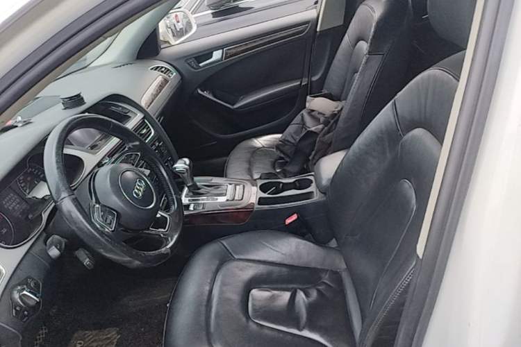 Used Audi A4L 2013 35 TFSI Automatic Comfort Model Left Front Seat