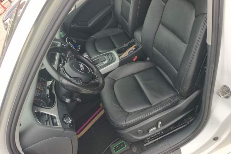 Used Audi A4L 2013 35 TFSI Automatic Standard Model Left Front Seat