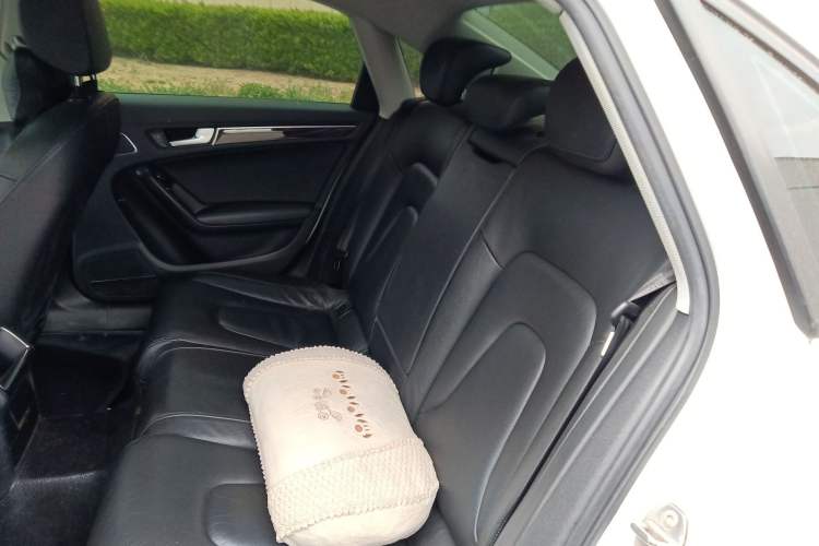 Used Audi A4L 2013 35 TFSI Automatic Comfort Model Left Rear Seat