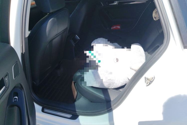 Used Audi A4L 2013 35 TFSI Automatic Comfort Model Left Rear Seat