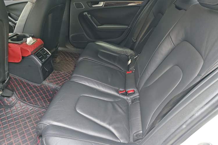 Used Audi A4L 2013 35 TFSI Automatic Comfort Model Left Rear Seat