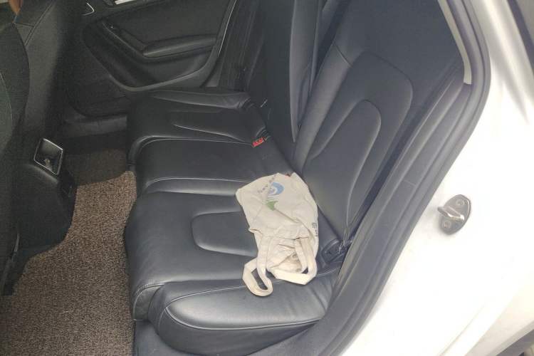Used Audi A4L 2013 35 TFSI Automatic Comfort Model Left Rear Seat