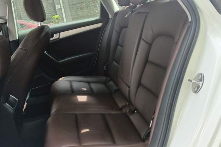 Used Audi A4L 2013 30 TFSI Automatic Comfort Model Left Rear Seat
