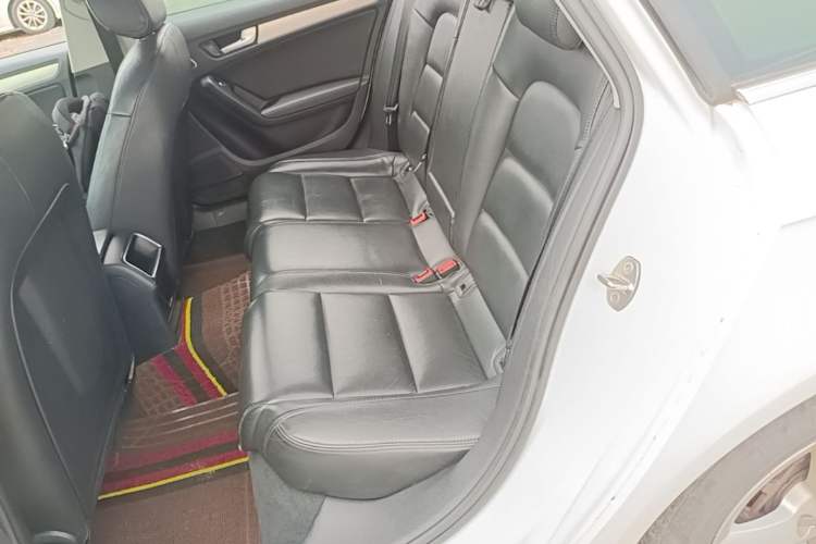 Used Audi A4L 2013 35 TFSI Automatic Standard Model Left Rear Seat